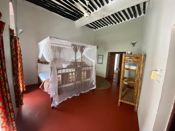 Stone town sea view image 11